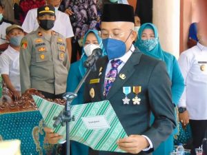 Bupati Gusnan Lantik Kades Terpilih