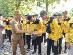 Bupati Gusnan Lepas Kontigen POPDA Bengkulu Selatan