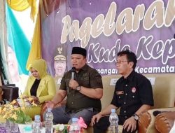 Bupati Seluma Membuka Pegelaran Kesenian Kuda Kepang