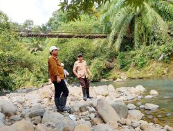 Sekda Tinjau Jembatan Yang Segera Dibangun