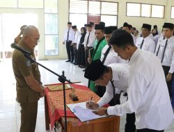 247 Orang P3K Jabatan Fungsional Guru dan Pemadam Kebakaran Dilantik Gusnan
