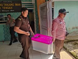 Kejari Kaur Geledah Puskesmas Amankan SPJ dan Laptop