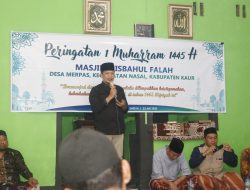 Plt Bupati Kaur Hadiri Peringatan Tahun Baru Islam 1445 H di Masjid Misbahul Falah