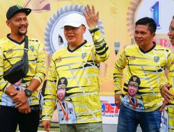 Di Halaman Balai Raya Semarak, Penghobi Burung Berkicau Ikut Lomba Burung Berkicau Piala Gubernur