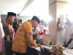 Rohidin Mersyah Tinjau Langsung Hasil Karya Siswa