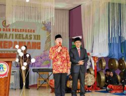 Lepas 120 Siswa/i SMAN 4 Kepahiang, Gubernur Rohidin: Terima Kasih Dewan Guru
