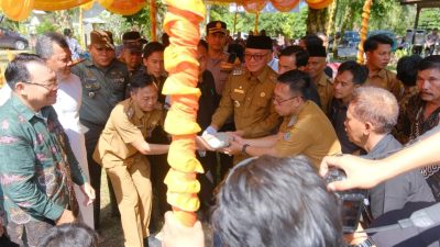 Bupati Lismidianto Letakan Batu Pertama Pembangunan Katolik Stasi Santo Beneditus