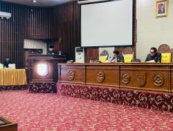 Rapat Paripurna DPRD Provinsi Bengkulu Mendengarkan Penjelasan Gubernur Bengkulu