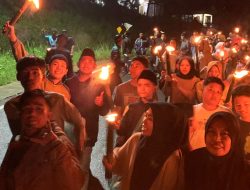 BKM Masjid Al-Ahdi Gelar Malam Obor Sambut Idul Adha di Desa Air Meles Atas