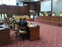 Dua Raperda Usulan Inisiatif DPRD Provinsi Bengkulu Dijawab Gubernur Bengkulu