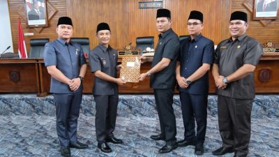 DPRD Kaur Gelar Rapat Paripurna LKPJ Sekaligus Penetapan Pembentukan Perda 2025
