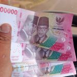 Warga Temukan Uang Diduga Palsu Berserakan di Jalan Lintas Curup–Lubuk Linggau