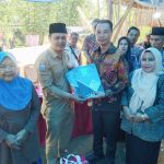 KTP hingga KIA Dibagikan Disdukcapil Saat Program Bunga Desa
