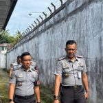 Perkuat Sistem Pengamanan, Kalapas Curup Tinjau Setiap Sudut Brandgang
