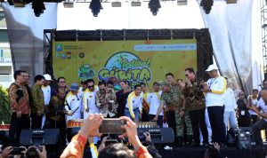 Ketua DPRD Januardi Ikut Meresmikan Festival Gurita Kaur tahun 2026