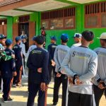 Satgas TMMD ke-129 Kodim 0813 Bojonegoro Bekali Siswa SMP Kesongo Pelatihan Baris Berbaris